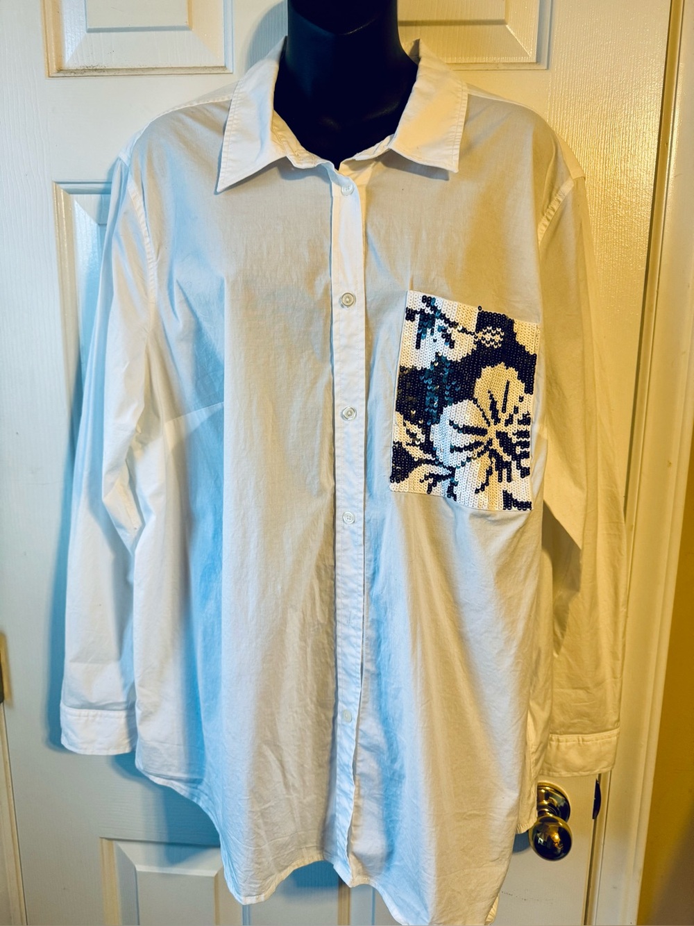 Michael‎ Kors Women’s White Button-Down Shirt with Black Sequin Floral Pocket
